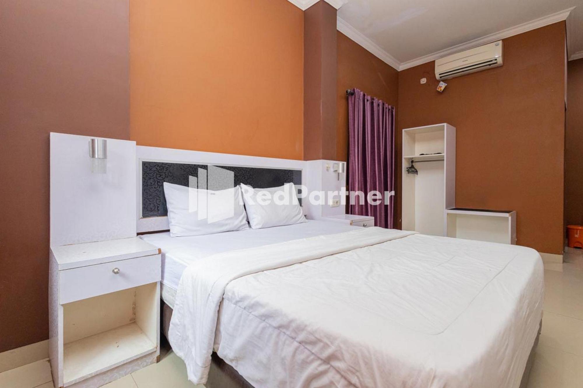Star Hotel Jaksa Mitra Reddoorz ジャカルタ エクステリア 写真